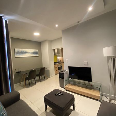 Easy Stay - The Median Rosebank Йоганнесбурґ Екстер'єр фото
